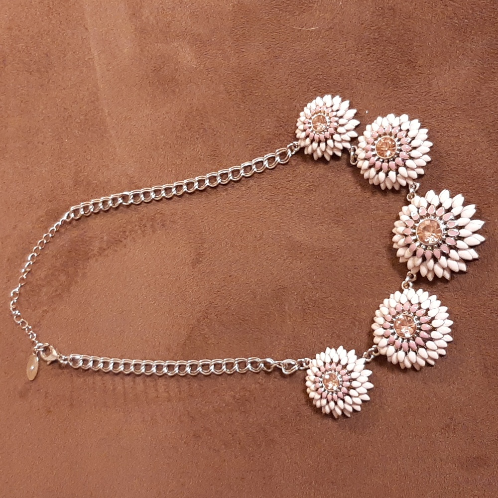 Ann Taylor Factory Pink Floral Necklace
